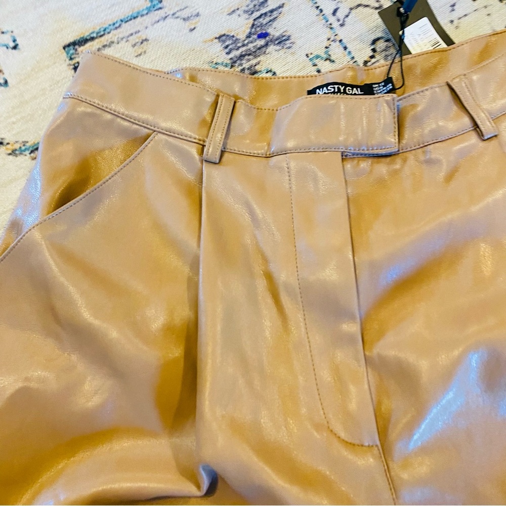 NASTY GAL NWT Faux Leather Pleated Front Shorts - Picture 4 of 8